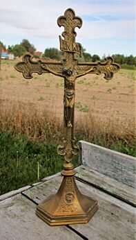 Antique Ornate Brass Standing crucifix Jesus Christ Lamb of god Fleur de Lis