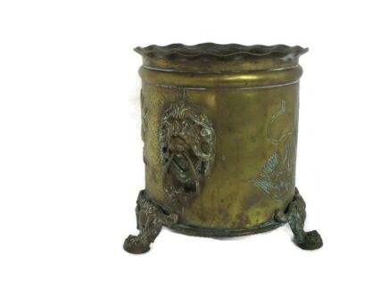 Large Planter Vintage Brass Kettle Decorative Lion Head Handles, Lion Feet Stunning Gothic