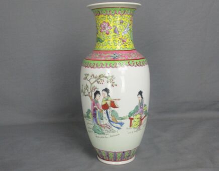 Vintage Chinese Porcelain Republic Period Vase Famille Rose 12.6"