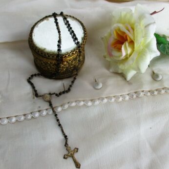 Vintage resin Rosary Catholic Child Baby Necklace Prayer Beads Decorative HTF