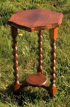 Small Barley Twist Wooden Octagonal Side Table Pedestal Plant Stand 2 Tier