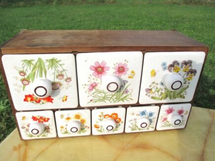 Vintage Kitchen Spice Rack Cabinet Stone Wood Flowers Romantic