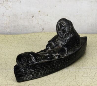 Nuvuk Canada Soapstone Molded Figurine Inuit Eskimo Seal in Boat Vintage