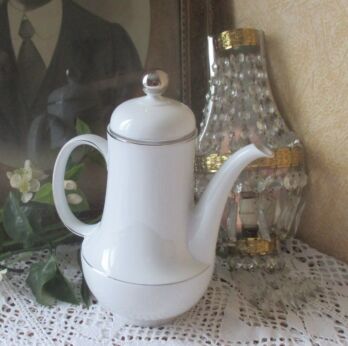 Tirschenreuth Bavaria Stylish Teapot Coffeepot Silver Rim