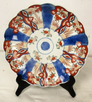 Antique Chinese Imari Porcelain Dish Platter Plate Fruits Flower Scalloped Edge