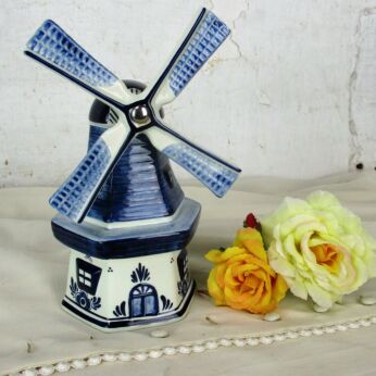 Dutch Windmill Delft Blue White Miniature Figurine Marked Royal Goedewaagen