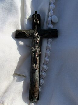 Small antique Brass Hanging Crucifix Jesus Christ Priest Nun Lovely