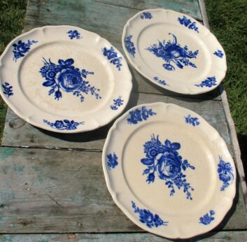 set of 3 Rare Vintage Villeroy Boch Mettlach Blue Floral Saar Basin Plates