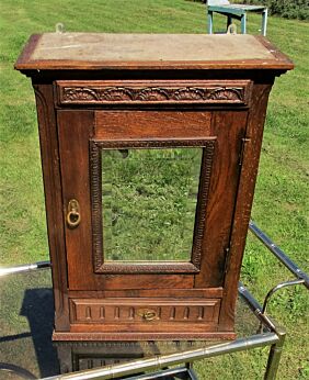Antique Hand Carved Oak medicine bathroom Cabinet Beveled Glass mirror Guirlande