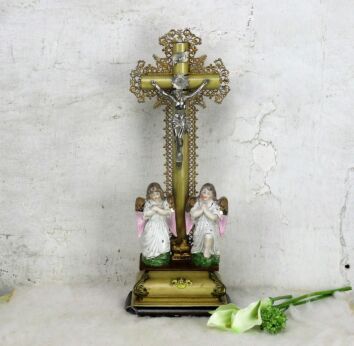 Vintage Standing Table Crucifix Jesus Christ Angels Filigree Lamb Of God HTF