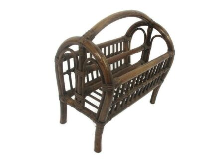 Vintage Tiki Style Bamboe Style Rattan Wicker Magazine Newspaper Rack Holder