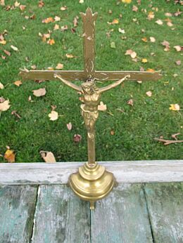Antique Brass Table Standing Crucifix Cross Ornate Memento Mori Lovely 16.73"