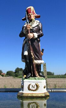 Vintage Porcelain Figurine Statuette Napoleon Soldier Infantry Fusilier Lovely