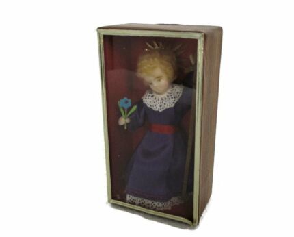 Vintage Our Lady of Loretto Figurine Hand Made in Shadow Box Miniature Small Maria Loretto 3.93"