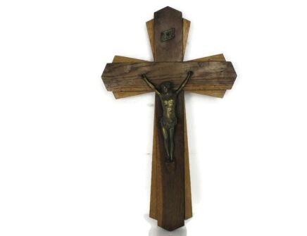 Lovely Vintage Ornate Wall Hanging Crucifix Cross Corpus Christi Jesus Christ Wood Two toned Art Deco