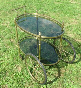 Vintage Retro Brass Coctail Bar Cart Serving cart Trolley Smoked Glass Lovely