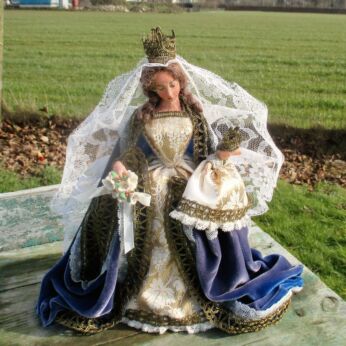 Vintage Madonna Virgin Mary Baby Jesus Blue Cape Maritime Spanish Look Stunning