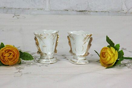 Lovely couple mini Antique French Vieux Paris Porcelain Fan Flair Bridal Vases