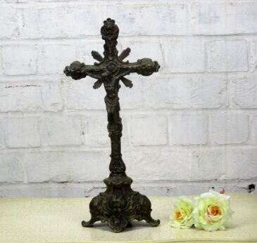 Antique Heavy Ornate Brass Jesus Christ Standing Table Cross Crucifix 15.94"