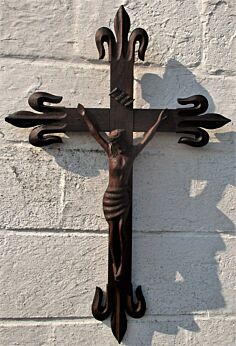 Beautiful Large Ornate Carved Wood Hanging Crucifix Cross Fleur de Lis 29.53"