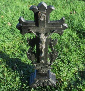 Carved Dark Wood Jesus Christ Cross Table Standing Crucifix Memento Mori
