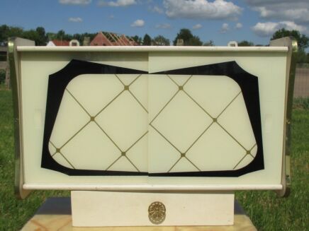 Vintage rockabilly White Medicine Wall Cabinet Apothecary Sliding Glass doors