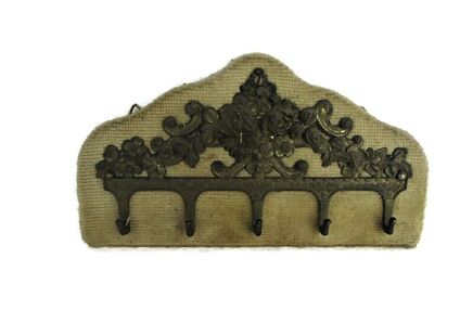 Small Vintage Mid Century Coat Kitchen Bathroom Towel Hat Rack Brass Trim on Fabric Lovely