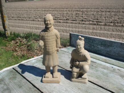 2 terra cotta miniature warriors Chinese Burial Statuette Figurine Model Replica