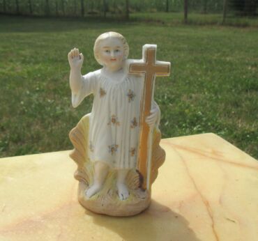 Vintage Statuette Ceramic Porcelain Angel Child Crucifix Sweet 5.51"