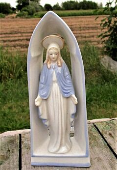 Porcelain Figurine Virgin Mary Madonna statuette Chapel Wall hanging Blue White