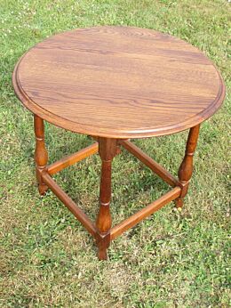 intage Small Round Table Oak Wood Side Table Beautiful