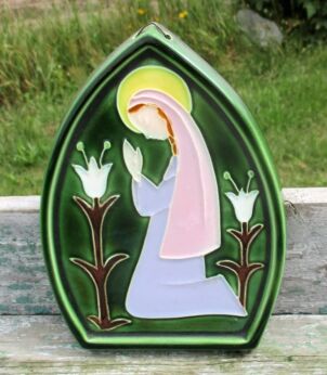 Lovely Ceramic Tile Wall Hanging Plaque Bayer Virgin Mary Holy Mother Green
