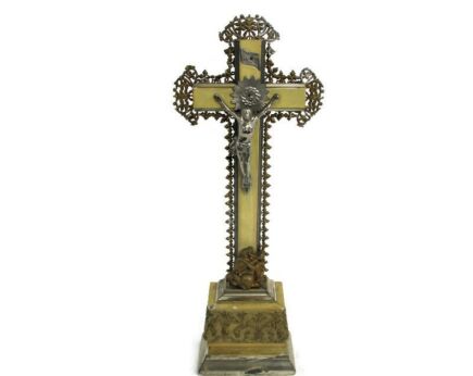 Vintage Wood   Jesus Christ Table Standing Crucifix Cross Ormolu Sacred Heart Holy Heart