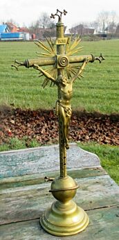 Antique Stunning Ornate Brass Standing Table Crucifix Cross Jesus Christ Snake