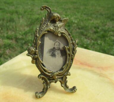 Miniature vintage picture frame gold gilt brass decorative Angel Romantic 3.94"