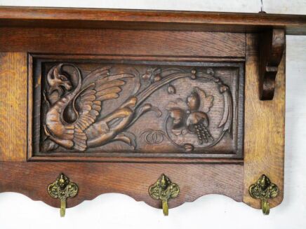 L Gothic hand Carved Wood Wall Shelf Coat Hat Kitchen Rack Dragons Griffins