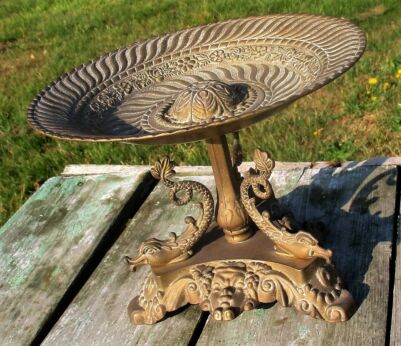 Antique Vintage Beautiful Ornate Footed Bowl Dish Centerpiece Fish