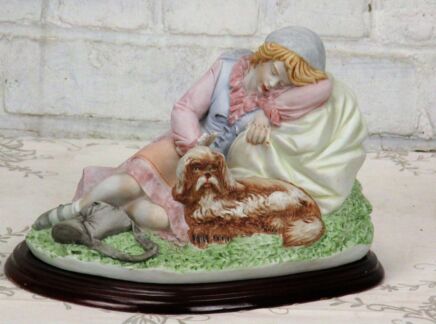 Capodimonte Figurine Crown Collection Sleeping Girl Dog Italy Authentic Marked