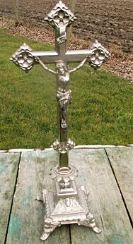 Antique Ornate Art Bronze Jesus Christ Standing Table Cross Crucifix Angels