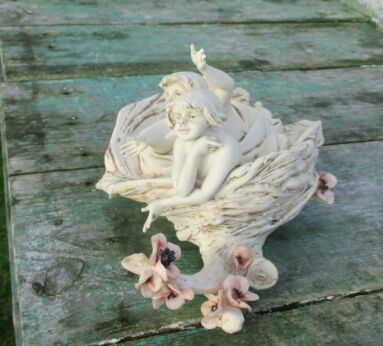 Vintage Capodimonte statuette Figurine Marked Two Pixies Nymphs White Sweet!