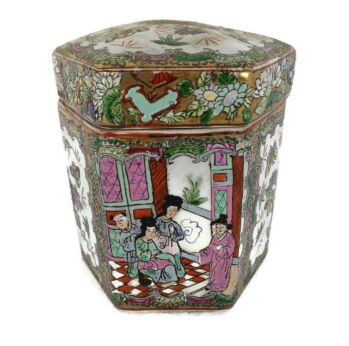 Ginger jar, Chinese, Family rose, Vintage, lidded, urn, pot, bowl polychrome,  porcelain, enamel 
