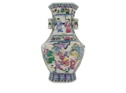 Chinese Porcelain Vintage Family Rose Vase Polychrome Horsemen Beautiful