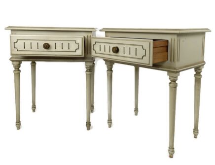 Pair French Provincial Crackled Chest of Drawers Night stands Cottage Style Vintage
