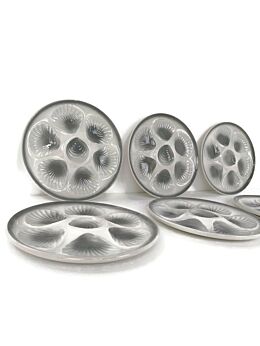 Moulin des Loups Set of 5 French Oyster Plates Porcelain Faience Grey Gray White