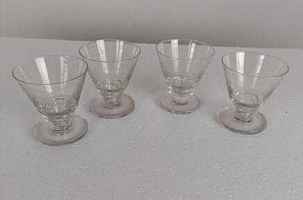 set of 4 shot glasses etched glass grapes  antique art deco lovely