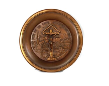 Hammered Round Brass Copper Plate Plaque Wall Hanging Crucifix Blessing Home Flanders