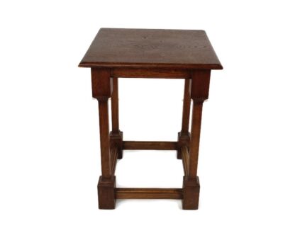 Vintage Wooden Side Coffee Occasional table pedestal Plant stand barn style