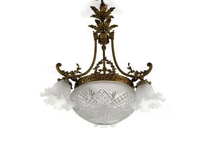 Stunning Art Deco Chandelier Antique Etched glass Bronze Doré Rams heads 4 lights