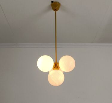 Mid Century Atomic Sputnik Chrome Chandelier 4 art glass balls Design 4 Lights White Opaline 