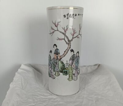 Cylinder Vase Chinese Brush pot Hat stand hand painted antique family Rose